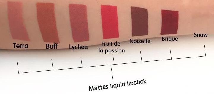 Color Intense Lipstick and Lip Gloss - For Plump and Moist Lips